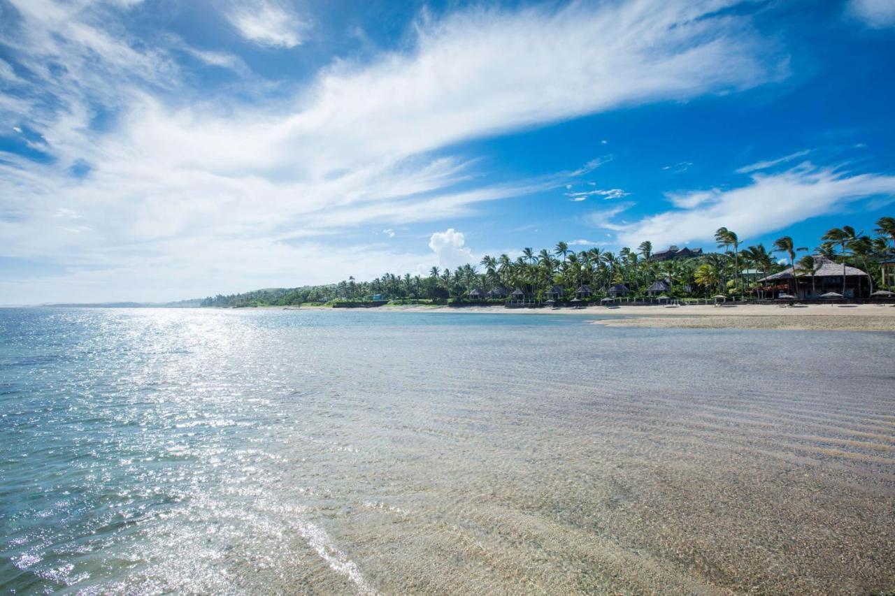 Outrigger Fiji Beach Resort Korotogo Eksteriør bilde Beach at the Sheraton Resort