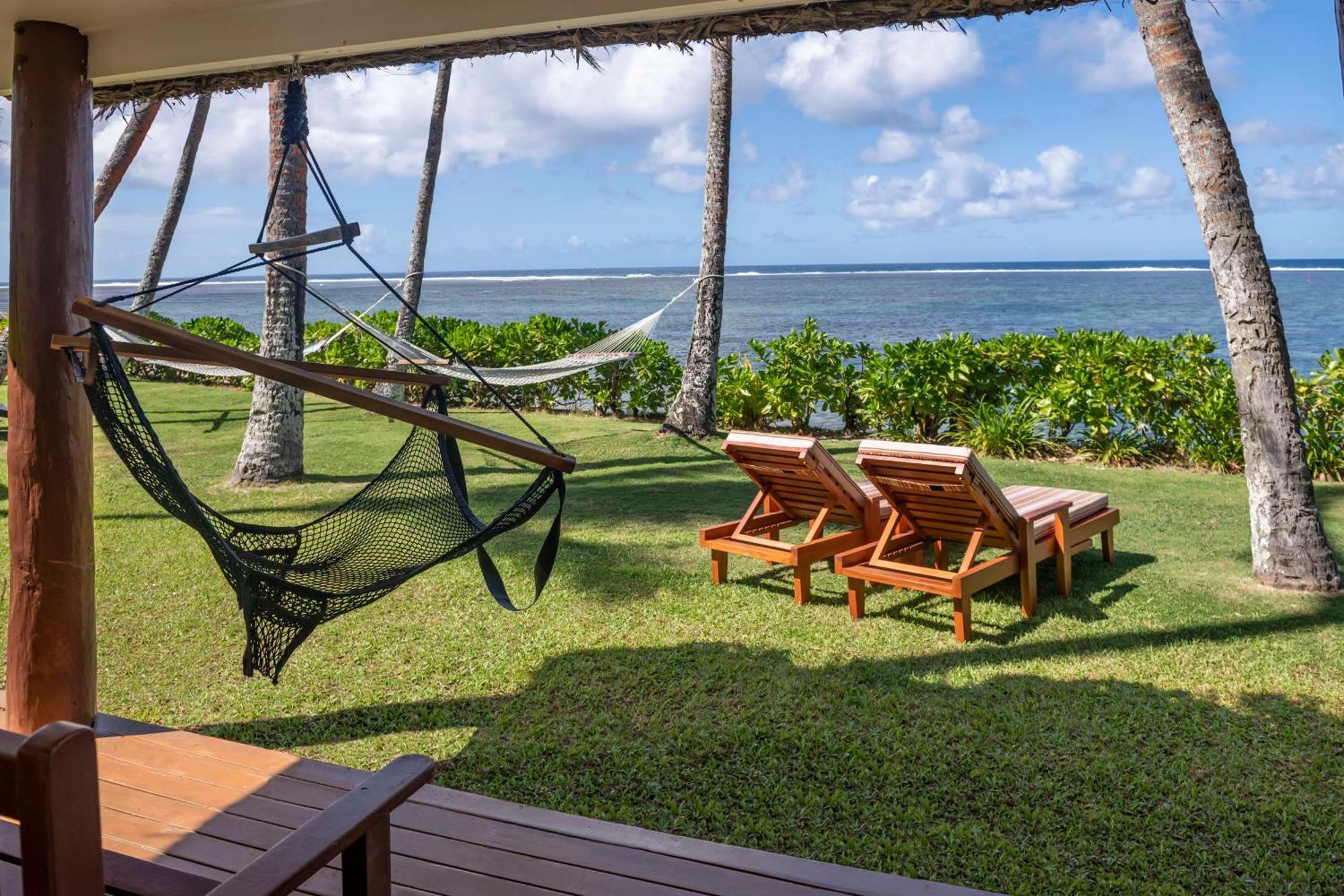 Outrigger Fiji Beach Resort Korotogo Eksteriør bilde View from a bungalow