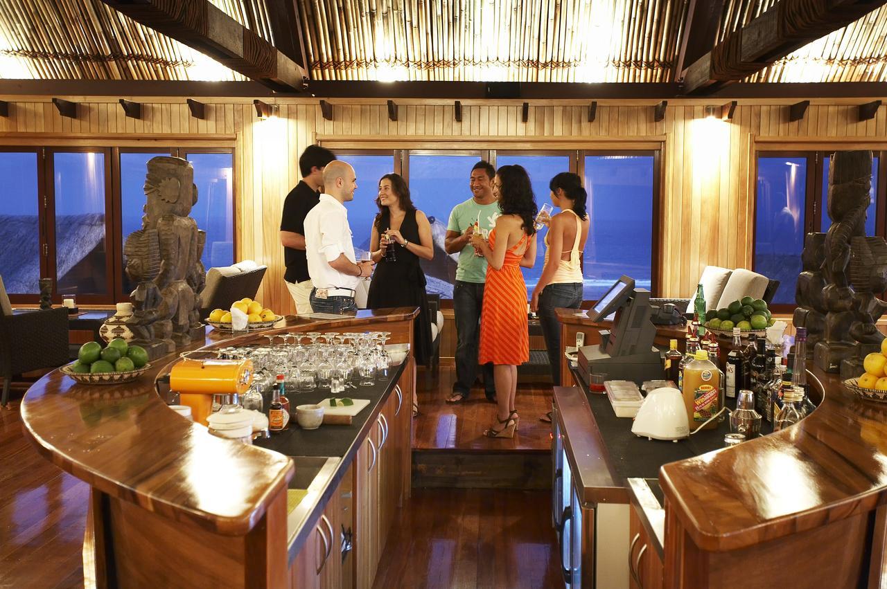 Outrigger Fiji Beach Resort Korotogo Eksteriør bilde The interior of the restaurant